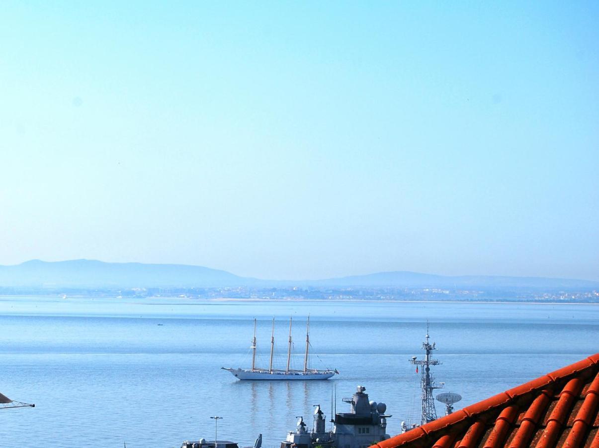 Downtown Alfama & Me Apartment ลิสบอน ภายนอก รูปภาพ